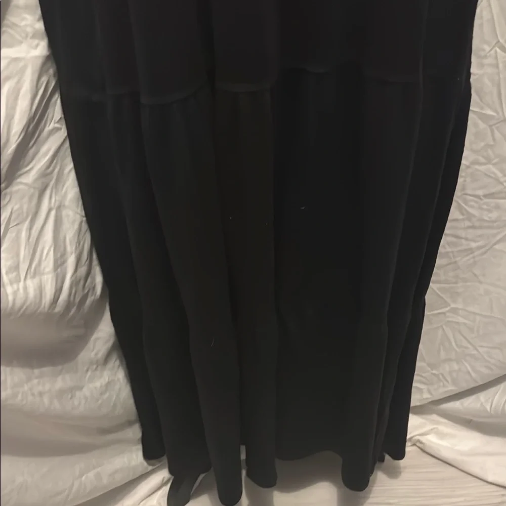 Max Studio Black Sleeveless Plunge Maxi Dress - Picture 5 of 11